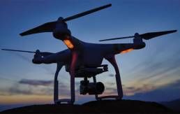 un drone per riprese aeree