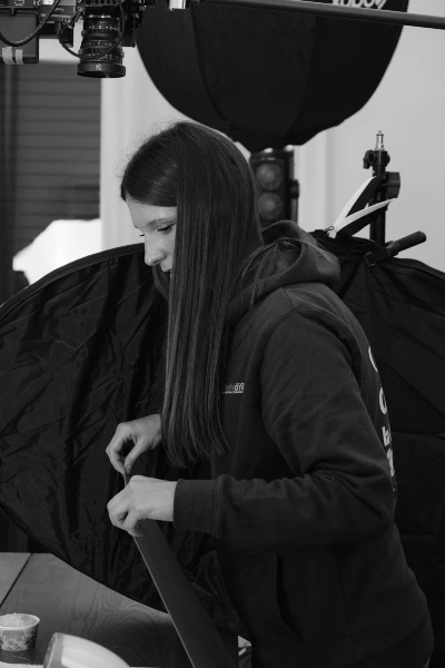 Backstage spot pubblicitario Excelsa ''Your Life, Your Style'': Beatrice Taccioli sul set
